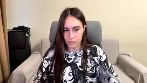 Snapshot of alicekollt chatting on 06/11/26, 01:49 alicekollt online show from 06/11/26, 01:49
