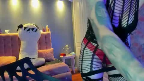 Alice online show from 03/11/26, 01:28