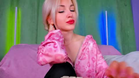alicemonro online show from 05/14/26, 01:23