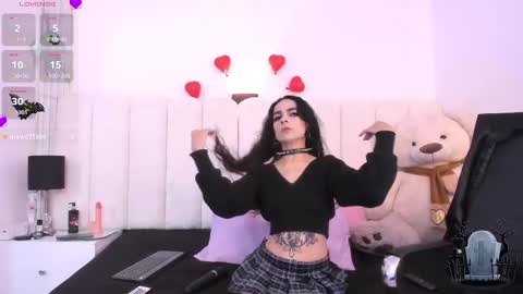 alicenoir_ online show from 02/16/25, 12:54