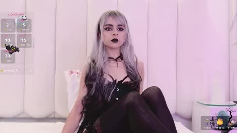 alicenoir_ online show from 09/28/25, 12:43