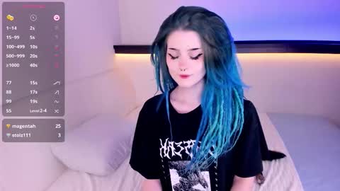 Snapshot of alicentity chatting on 02/27/26, 01:05 Alice online show from 02/27/26, 01:05