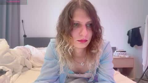 AlicePinkhead online show from 11/04/25, 06:45