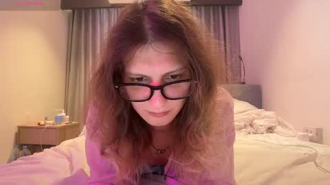 AlicePinkhead online show from 04/24/26, 09:56