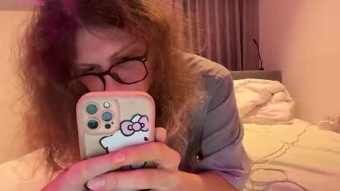 AlicePinkhead online show from 06/11/26, 10:46