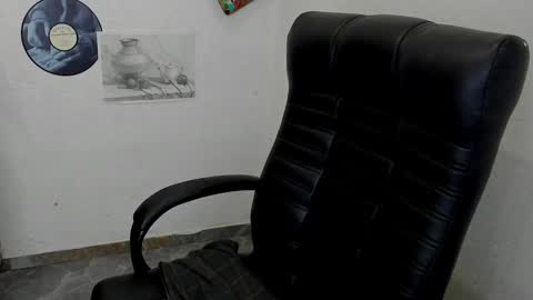 Alice online show from 12/30/24, 12:11