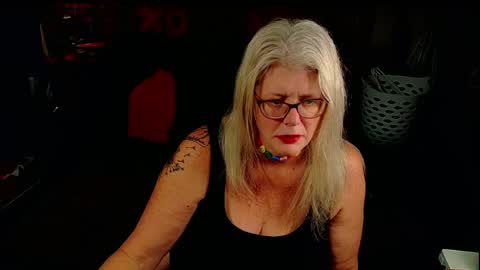 Alices Curiosity online show from 05/19/26, 03:13