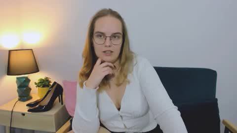 alicesensitive online show from 12/05/25, 12:58