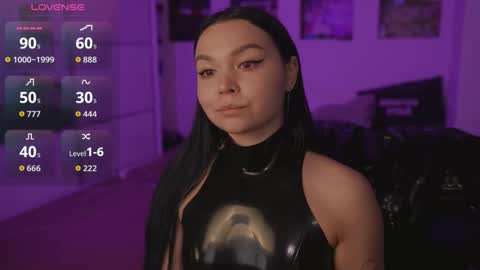 Snapshot of alicesweetlove chatting on 03/09/26, 02:15 Alice online show from 03/09/26, 02:15