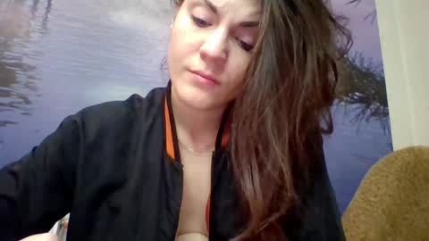 AliceTailorrr online show from 04/28/26, 07:57