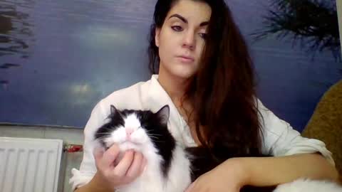 Snapshot of alicetailorrr chatting on 05/24/26, 04:17 AliceTailorrr online show from 05/24/26, 04:17