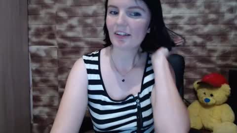 Snapshot of alicexbaby chatting on 10/18/25, 12:17 Alicexbaby online show from 10/18/25, 12:17