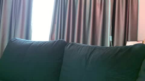 Snapshot of alicexsquirt chatting on 02/02/25, 10:46 Alice online show from 02/02/25, 10:46