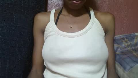 alicia253177 online show from 03/11/25, 08:20