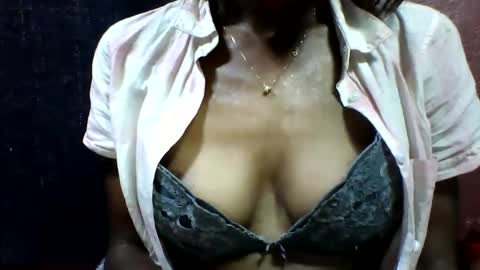 alicia253177 online show from 09/21/25, 07:43