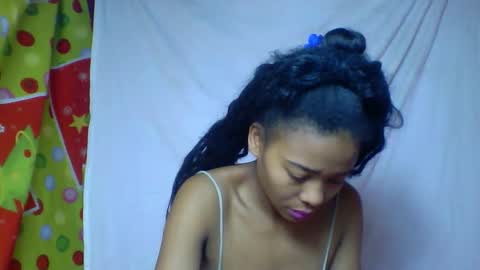 Snapshot of alicia9794 chatting on 05/18/26, 09:04 alicia9794 online show from 05/18/26, 09:04