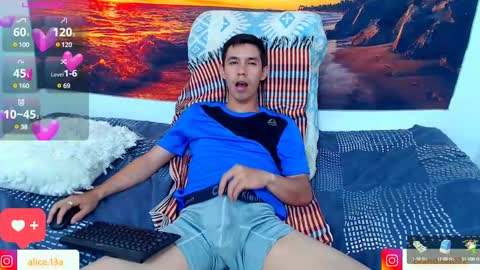CATALINA Y ANDRES online show from 02/12/25, 08:18