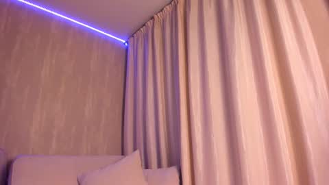 Snapshot of alicia_bigtasty chatting on 09/16/25, 04:52 Alicia FANSLY online show from 09/16/25, 04:52