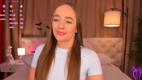 Mia online show from 11/05/25, 02:11