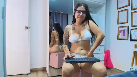 alicia_rainbow online show from 04/28/26, 08:25