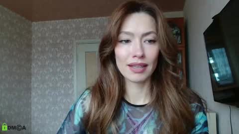 Alicia online show from 09/13/25, 05:51