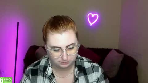 Alicia online show from 09/21/25, 05:31