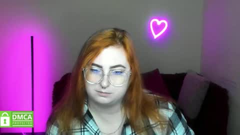 Alicia online show from 10/24/25, 05:48