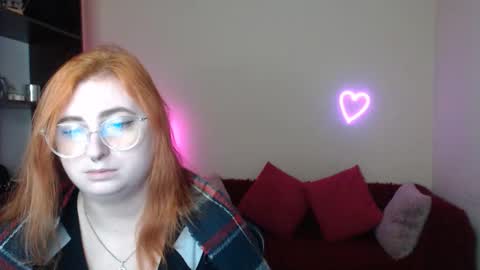 Alicia online show from 11/11/25, 06:35