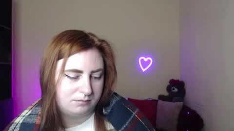 Alicia online show from 04/24/26, 07:11