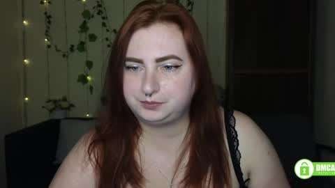 Snapshot of aliciaaared_kis chatting on 05/16/26, 11:20 Alicia online show from 05/16/26, 11:20