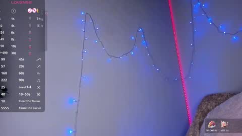 Snapshot of aliciaballard chatting on 01/03/25, 10:19 Jennyfer online show from 01/03/25, 10:19