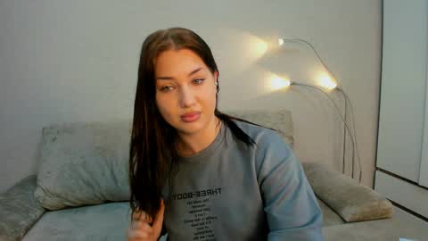 Aliciacollinsss online show from 06/06/26, 03:39