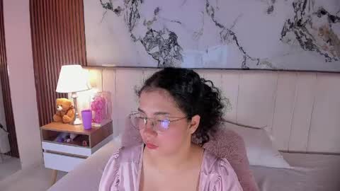 LUNA online show from 05/01/26, 10:31