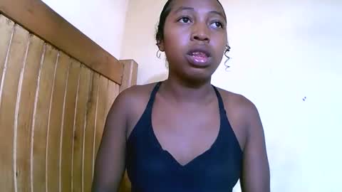 alicianah online show from 12/05/25, 07:28