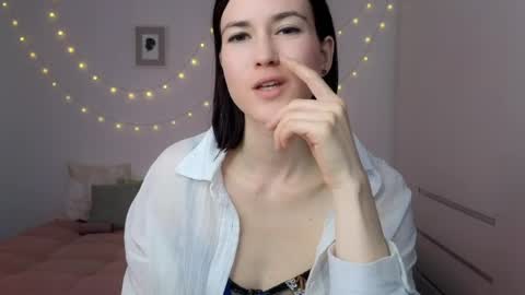 Snapshot of alicianoveli chatting on 05/22/26, 03:17 alicianoveli online show from 05/22/26, 03:17