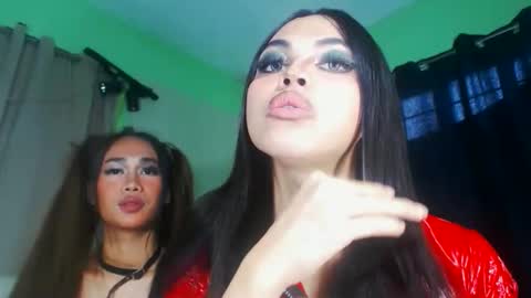 Snapshot of aliciasexyboom chatting on 10/14/25, 07:09 boomlc online show from 10/14/25, 07:09