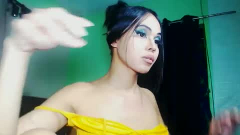 Snapshot of aliciasexyboom chatting on 11/01/25, 06:21 boomlc online show from 11/01/25, 06:21