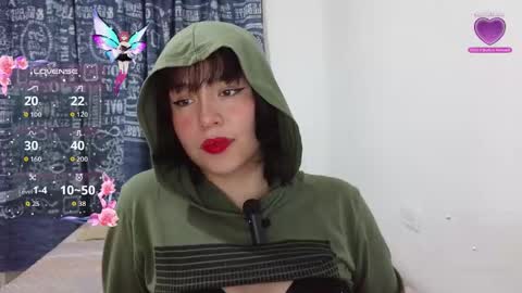 aliciia_23 online show from 11/13/25, 11:14