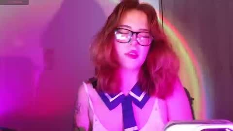 aliciia_23 online show from 03/21/26, 12:04