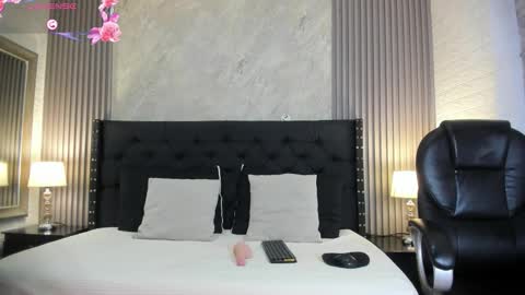 alicya online show from 09/17/25, 12:07