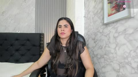 Snapshot of alicy__torres chatting on 04/08/26, 12:05 alicya online show from 04/08/26, 12:05