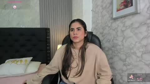 Snapshot of alicy__torres chatting on 04/16/26, 12:39 alicya online show from 04/16/26, 12:39