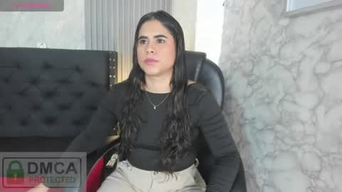 Snapshot of alicy__torres chatting on 06/11/26, 12:14 alicya online show from 06/11/26, 12:14
