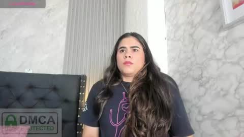 Snapshot of alicy__torres chatting on 06/17/26, 12:18 alicya online show from 06/17/26, 12:18