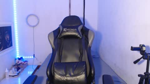 Alid 17 online show from 01/04/25, 05:16