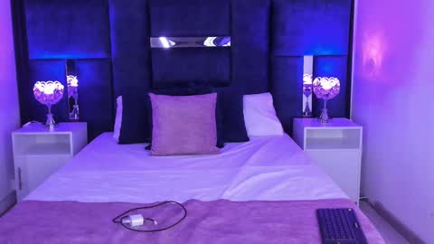 Ali Diaz online show from 02/08/25, 07:38