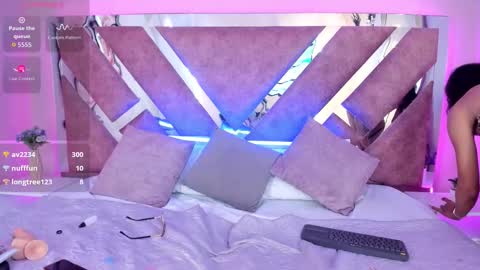 Ali Diaz online show from 10/18/25, 08:09