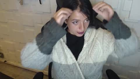 Snapshot of alien_high chatting on 09/24/25, 10:51 AlienHigh FlashNigga online show from 09/24/25, 10:51