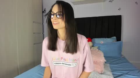 Aiko  Independent Model  online show from 06/14/26, 10:23