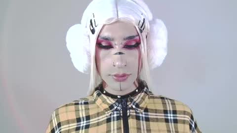     online show from 02/14/25, 04:37